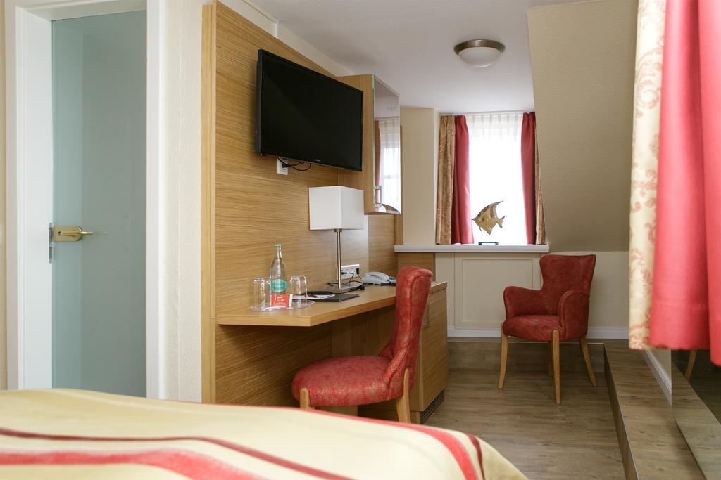 Hotel Neuwarft Altbau Dagebüll Oda fotoğraf